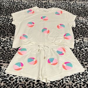 Mary Square Beach Ball Lounge Set